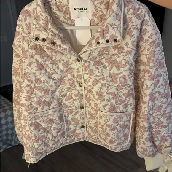 Women's Quilted Jacket - Pink Floral - Picture 1 of 4